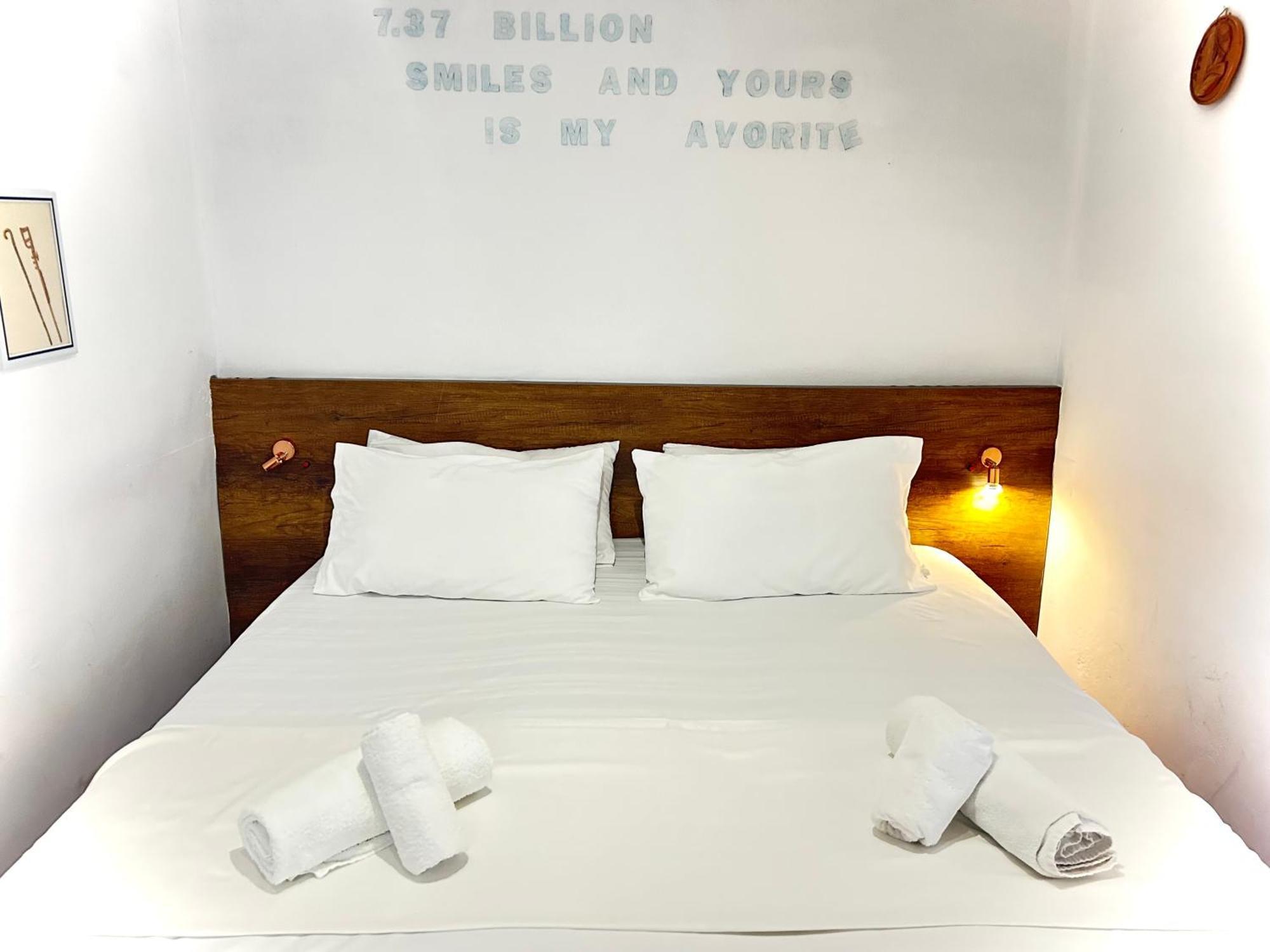 Budget Retreat Tirana & Studios Екстер'єр фото